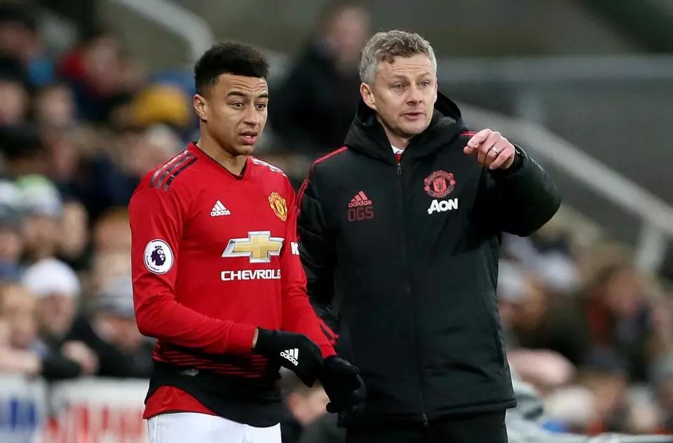 进球后的埃 进球后的埃